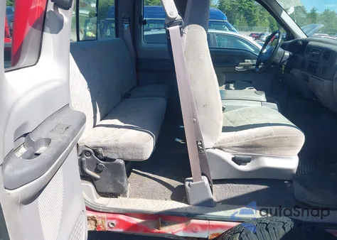 2000 Ford F350 Srw Super Duty from USA, damaged, VIN 1FTSX31S7YEE19225